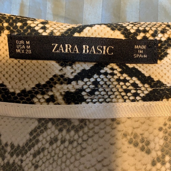 Zara Basic Snake skin printed skort - Picture 4 of 5